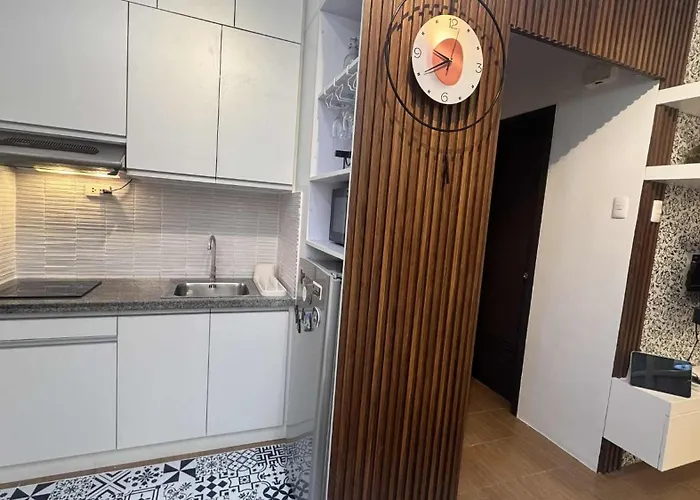 1br Pioneer Woodland Connected To Boni Metro Rail Station,boni Mandaluyong Metro Aparthotel 4*