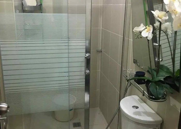 1br Pioneer Woodland Connected To Boni Metro Rail Station,boni Mandaluyong Metro